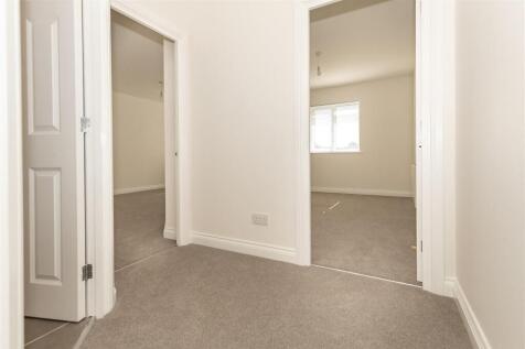 138 woodland grove (1).jpg