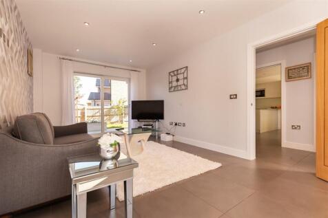 39 Buckingham Road (4).jpg