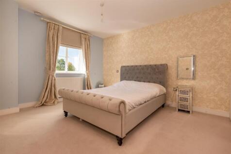 39 Buckingham Road (13).jpg