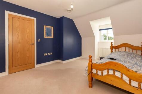 39 Buckingham Road (20).jpg