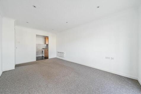 Lounge / Dining Room
