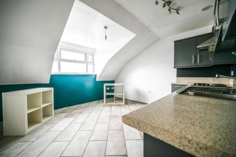 Kitchen / Lounge