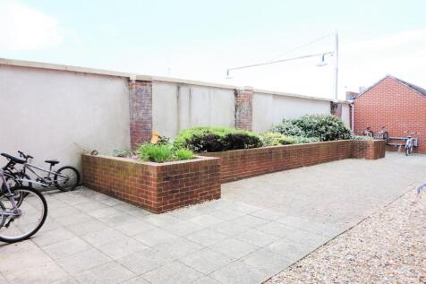 Bike Store / Communal Gardens