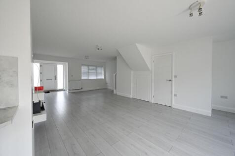 Lounge / Dining Room