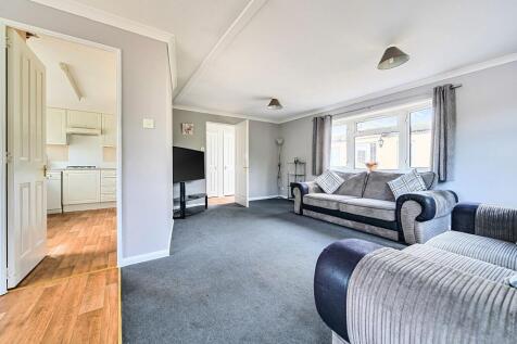 Living Room/ Dining Room