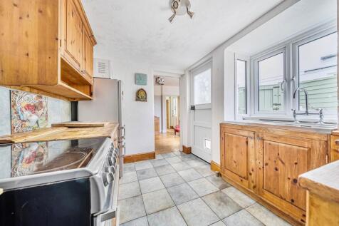 Ground-floor Kitchen