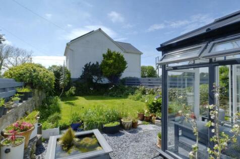 Garden, Parking and Views