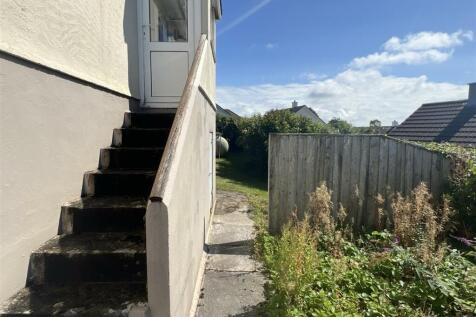 Garage and Gardens