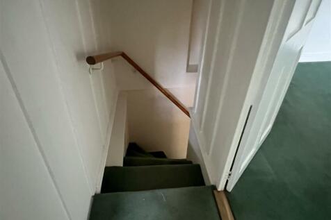 Landing &amp; Stairs