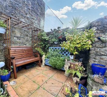 Garden &amp; Garage