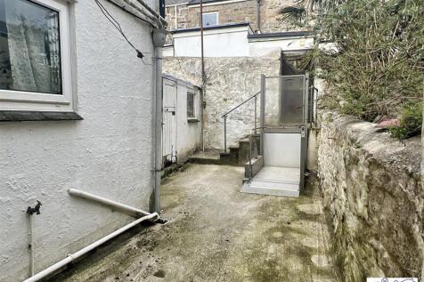 Rear court yard