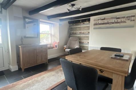 Lounge Dining Room