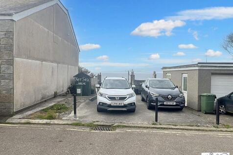 Garden, Parking &amp; Views