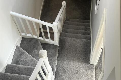 Landing &amp; Stairs