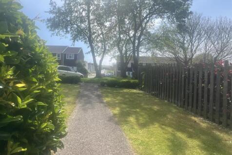 Gardens &amp; Garage