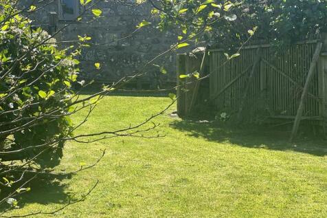 Garden, Land &amp; Views