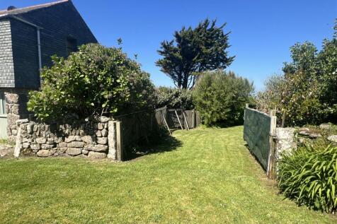 Garden, Land &amp; Views