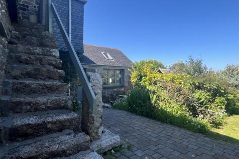 Garden, Land &amp; Views