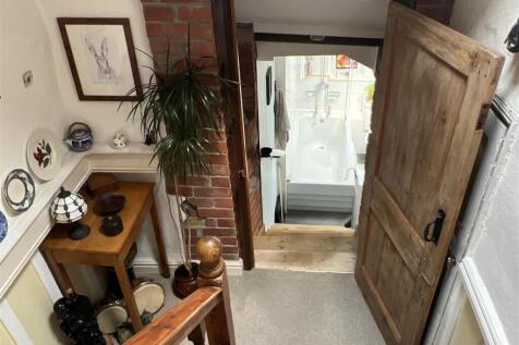 Landing and stairs