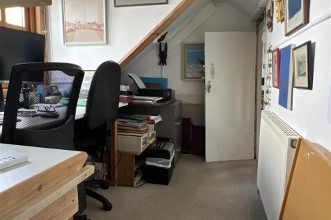 Bedroom 3/Study &amp; Store Room