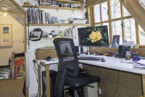 Bedroom 3/Study &amp; Store Room