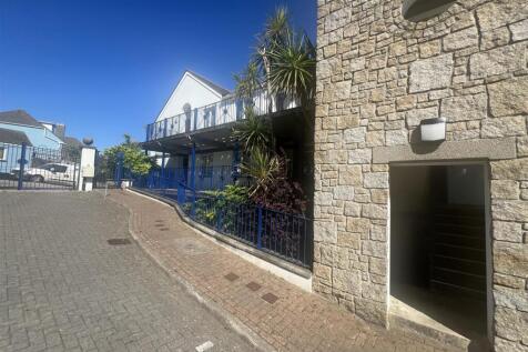 Gated Parking and Communal Areas
