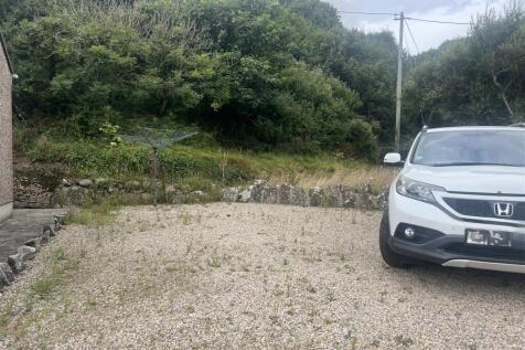 Garden & Parking