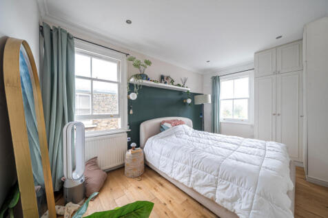 1370789-10-68f5f5...