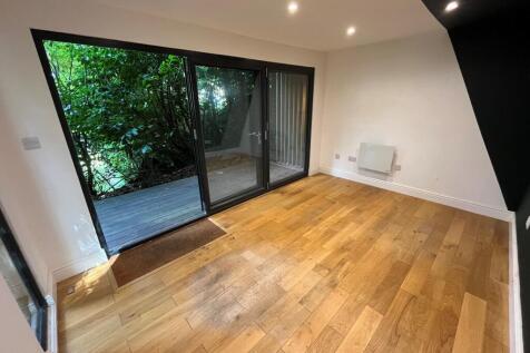 Detached Home Office