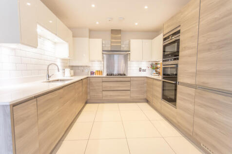 Kitchen /Breakfast Room