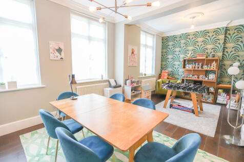 Second generous reception room