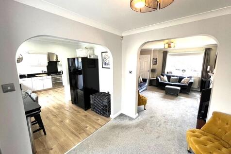 Open plan accommodation
