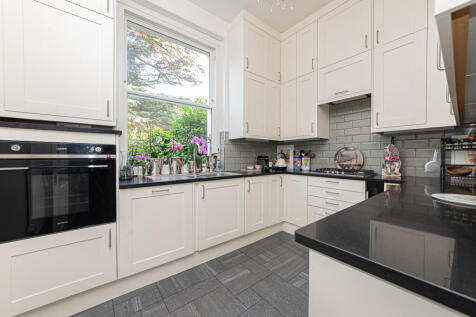 Re-fitted Kitchen