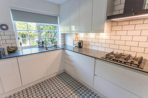 Re-fitted Kitchen