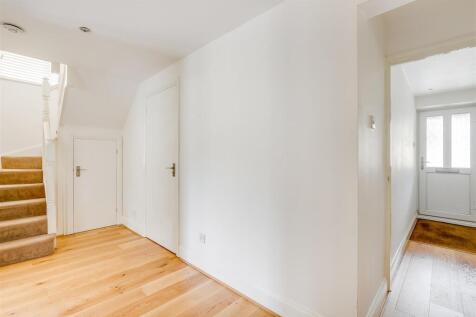 Albany Mews 3-20.jpg
