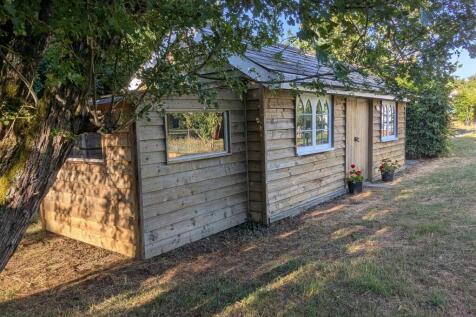 pond house.jpg