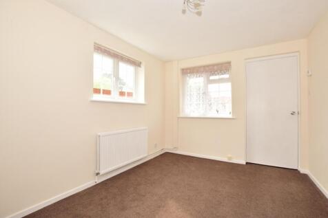 901d8203 - living...