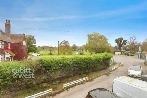 7f909093-road 202...