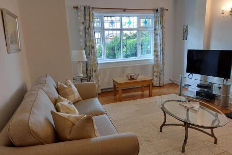 Lounge 2