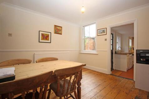 Alleyns Road Dining Room 2.JPG