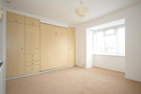 Studio Room
