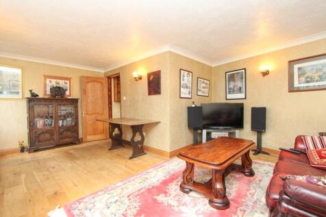 Lounge 1