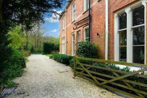Property Image 40
