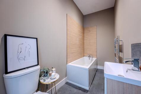 3, BATH.jpg