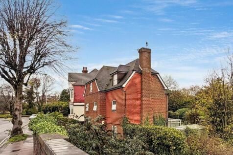 PHOTO-2025-11-14-10-41-35 (4).jpg