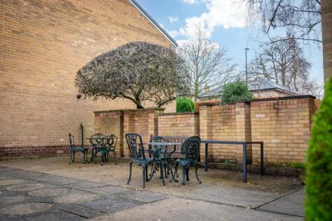 ashfield court (1 of 5).jpg