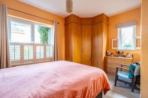 derwent court-12.jpg