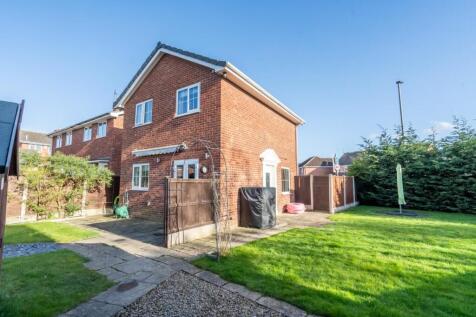 acorn close 31 sunny ext.jpg