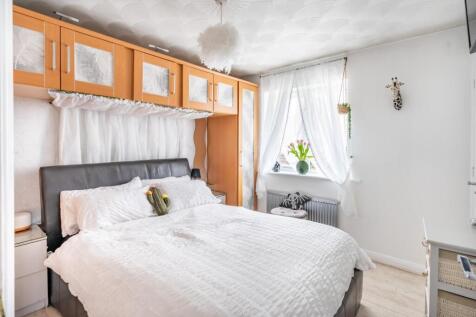 3 stephensons close-3.jpg