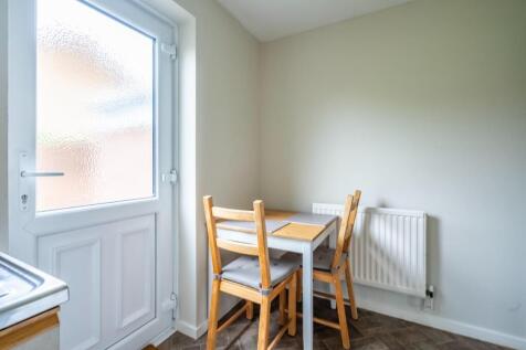 branshome drive (4 of 9).jpg